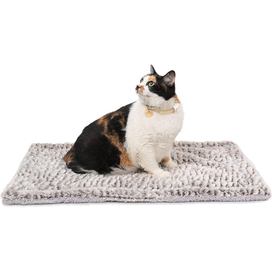 Reversible Self-Heating Pet Pad